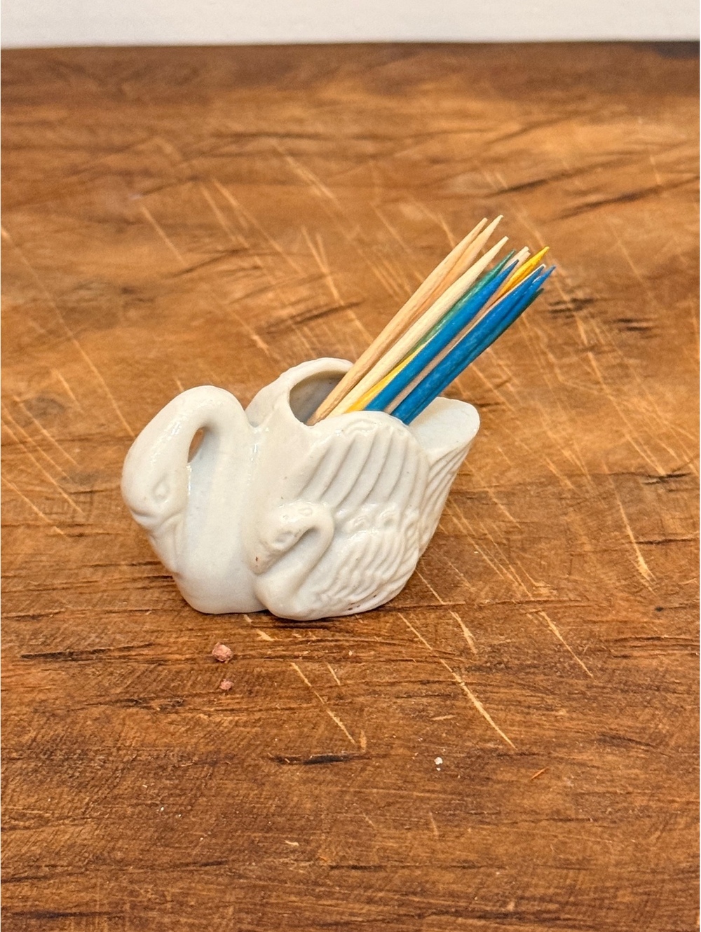 White swan toothpick holder